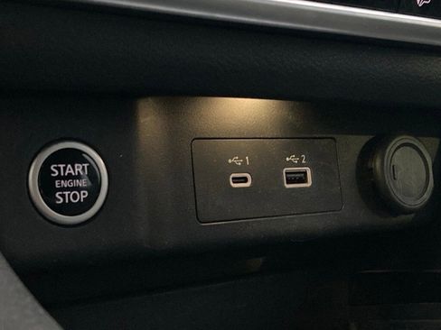 Used 2022 Nissan Rogue SV image 23