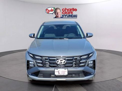 New 2026 Hyundai Tucson SE FWD image 8