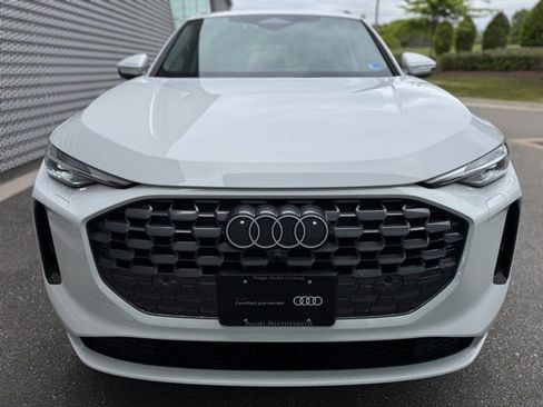 Certified 2025 Audi Q5 Premium w/ Convenience Package AWD/4WD image 7