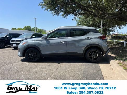 Used 2023 Nissan Kicks SV FWD image 4