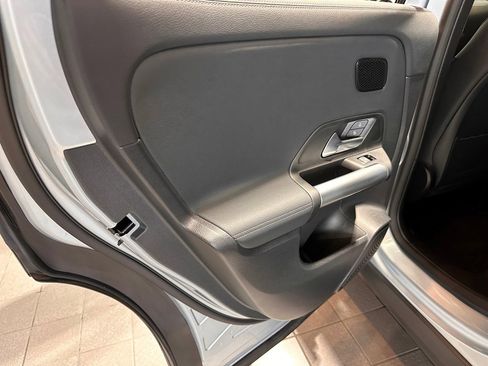 Used 2025 Mercedes-Benz GLA 250 Exclusive 4MATIC image 27