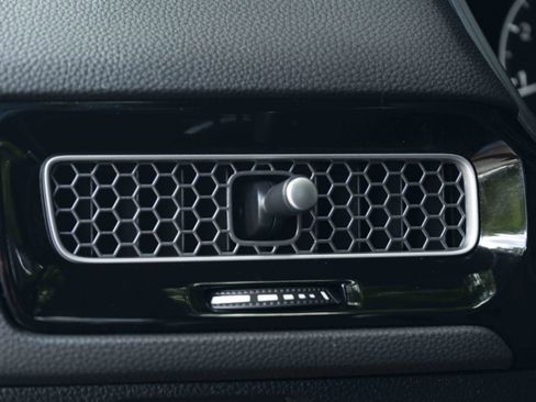 Used 2023 Honda Civic Sport image 38