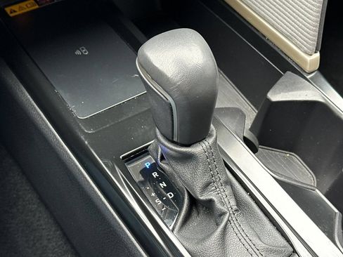 Used 2025 Toyota Camry SE FWD image 22