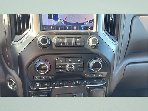 Used 2020 Chevrolet Silverado 2500 LTZ w/ LTZ Premium Package AWD/4WD image 16