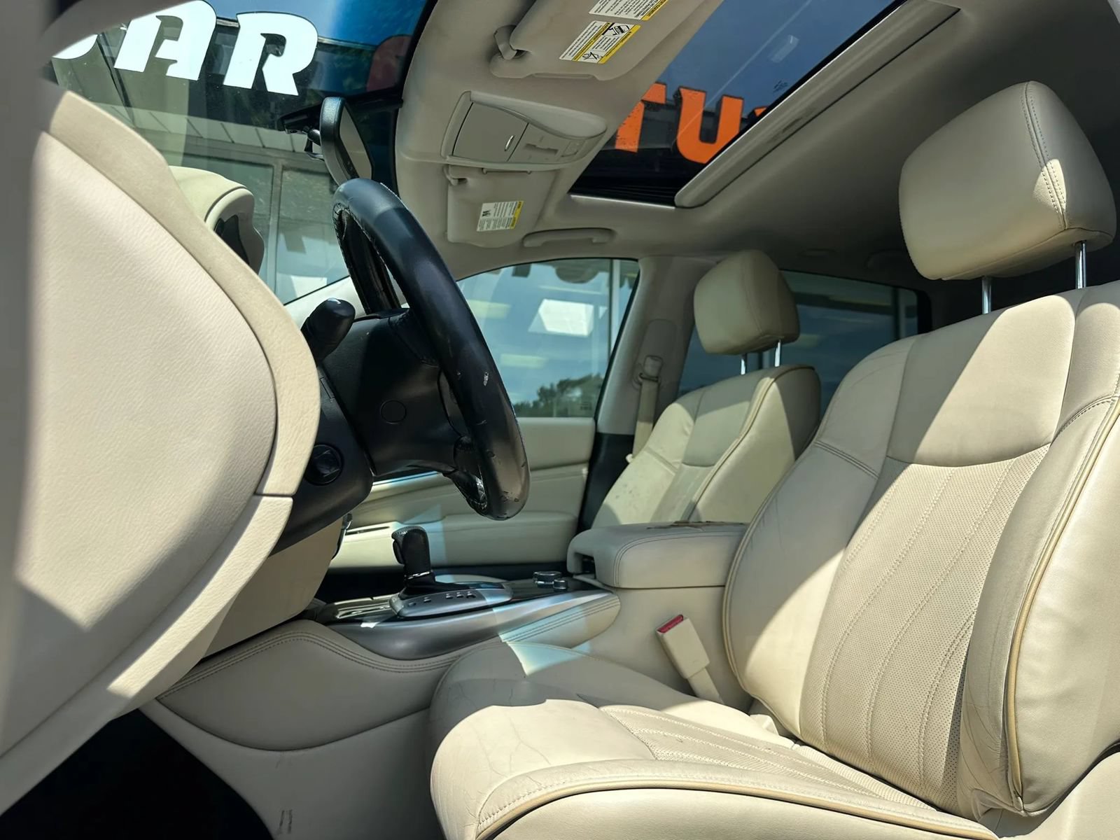 Used 2015 INFINITI QX60 Luxe w/ Premium Package AWD/4WD image 9
