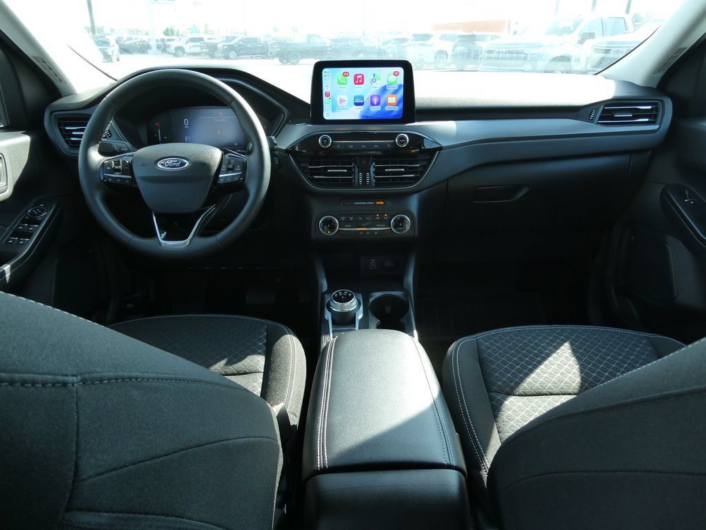 Used 2025 Ford Escape Active w/ Cold Weather Package AWD/4WD image 21