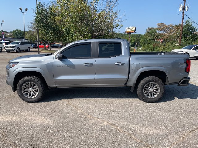 Used 2024 Chevrolet Colorado LT w/ LT Convenience Package RWD image 8