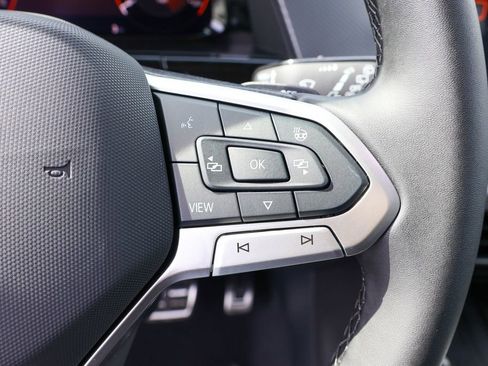 New 2025 Volkswagen Atlas Peak Edition SE image 28