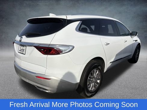 Used 2024 Buick Enclave Premium image 4