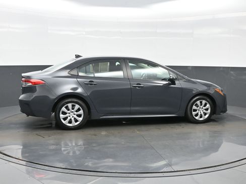 Used 2024 Toyota Corolla LE FWD image 7
