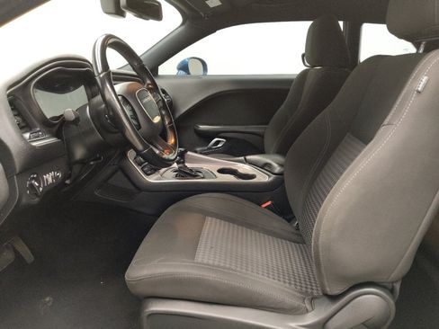 Used 2020 Dodge Challenger SXT w/ Blacktop Package RWD image 17