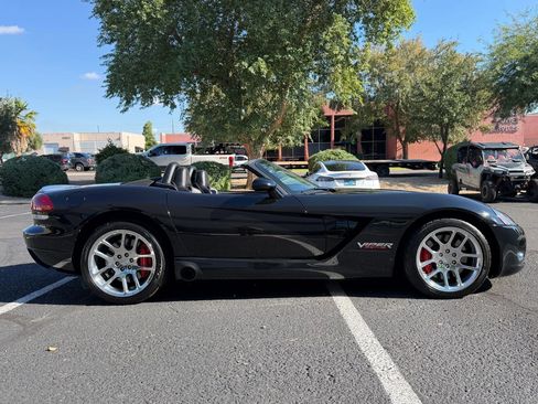 Used 2004 Dodge Viper SRT-10 image 10