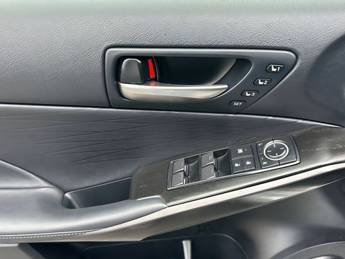 Certified 2022 Lexus IS 300 w/ Premium Package RWD image 23