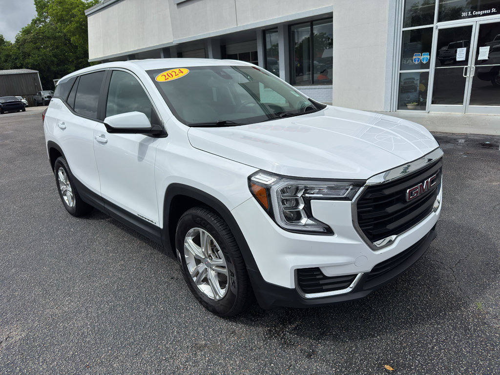 Used 2024 GMC Terrain SLE FWD image 3