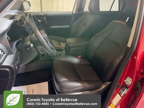 Used 2024 Toyota 4Runner TRD Off-Road Premium image 15
