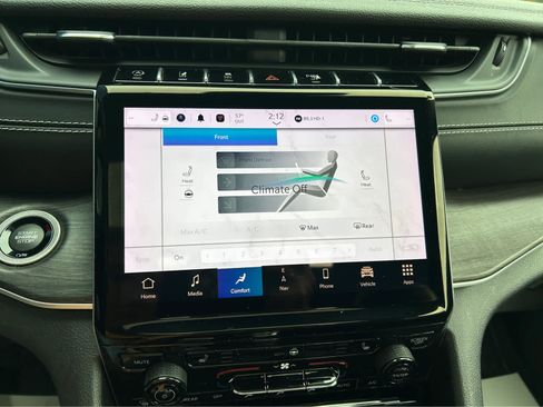 Used 2022 Jeep Grand Cherokee L Limited image 17