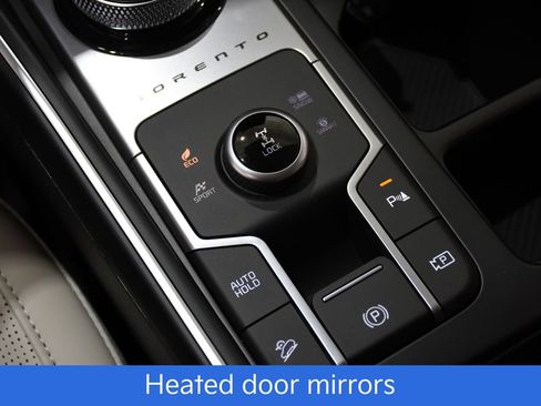 New 2025 Kia Sorento EX image 23