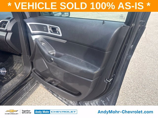 Used 2014 Ford Explorer XLT w/ Equipment Group 202A FWD image 17