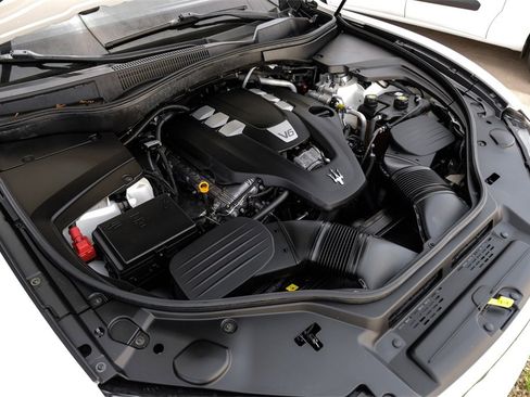 Used 2019 Maserati Levante Base image 58