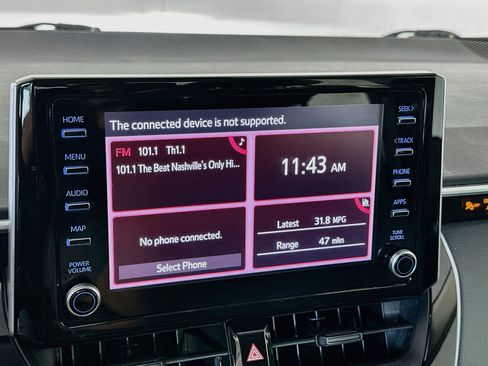 Used 2020 Toyota Corolla LE FWD image 19