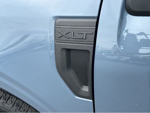 Used 2025 Ford Maverick XLT w/ Black Appearance Package image 21