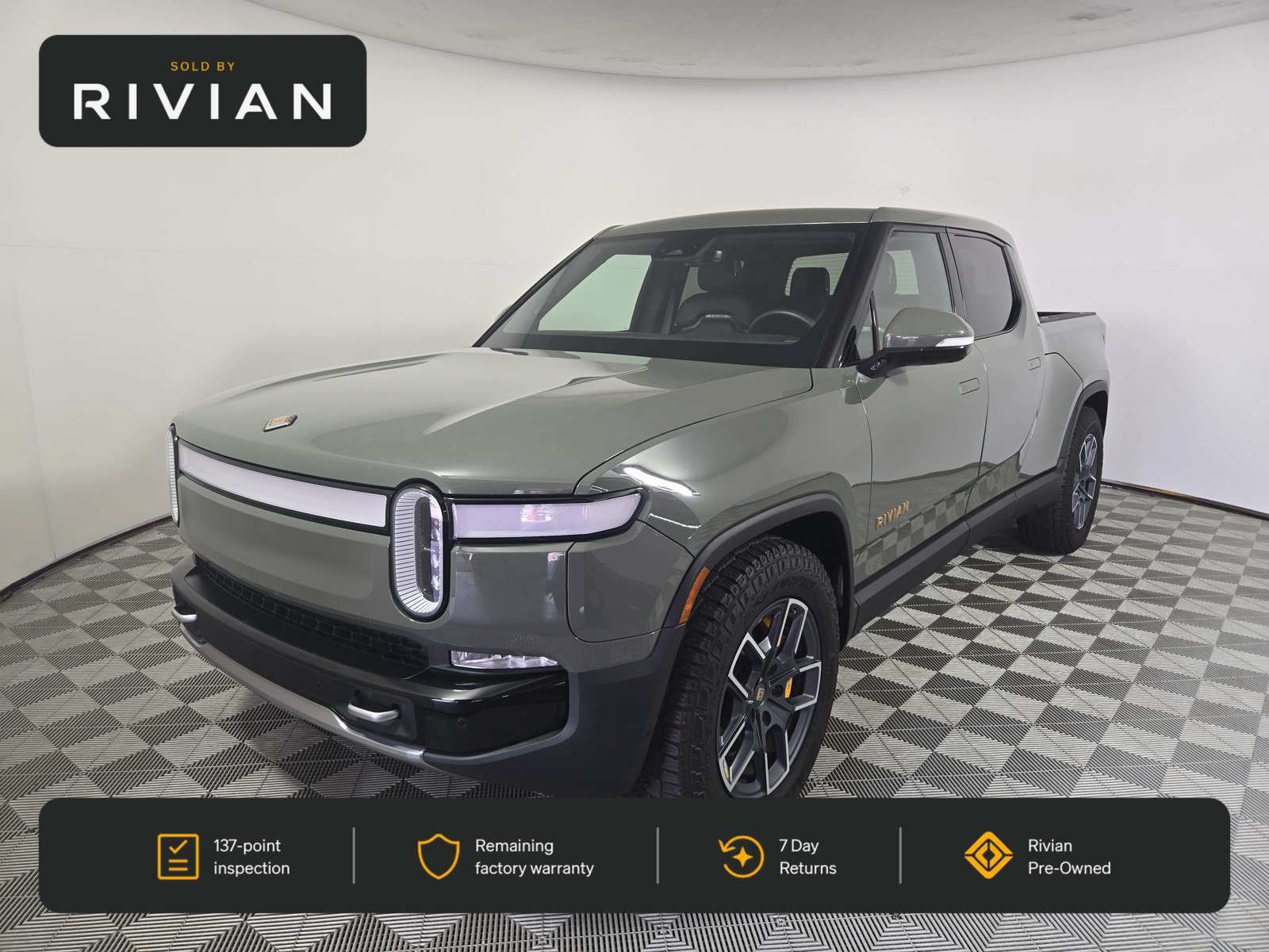 Used 2022 Rivian R1T Launch Edition AWD/4WD image 1