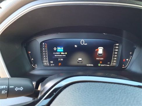 Used 2023 Honda Pilot Elite image 23