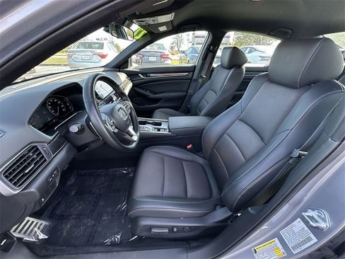 Used 2022 Honda Accord Sport image 11