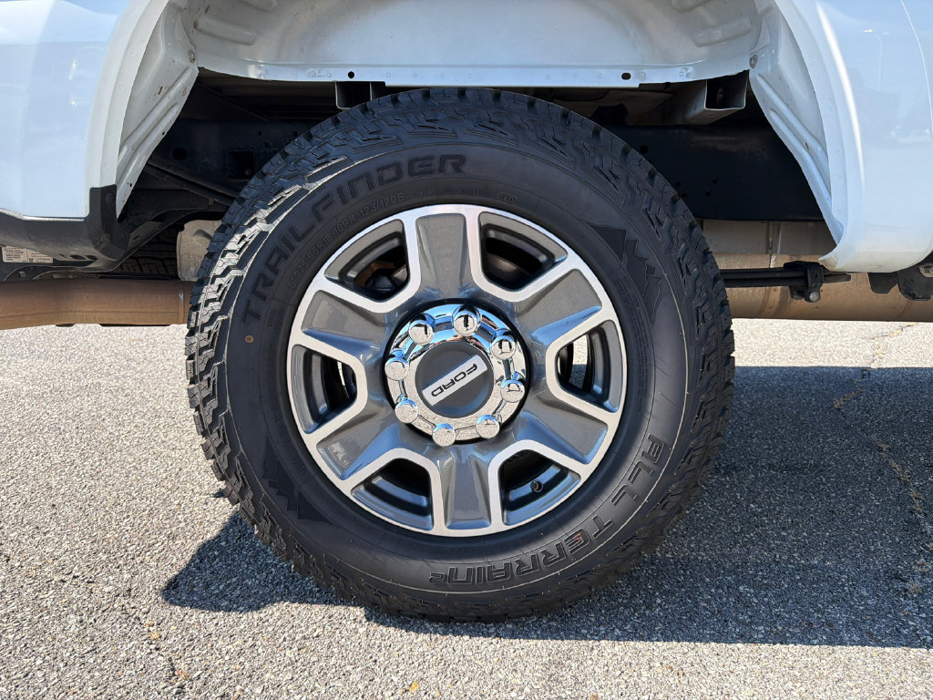 Used 2025 Ford F250 XLT AWD/4WD image 17