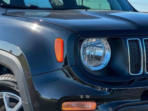 Used 2020 Jeep Renegade Latitude image 4