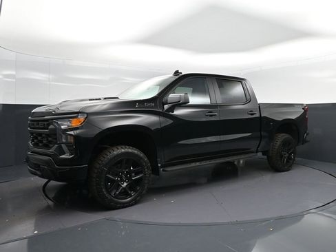 New 2026 Chevrolet Silverado 1500 Custom Trail Boss w/ Midnight Edition image 3