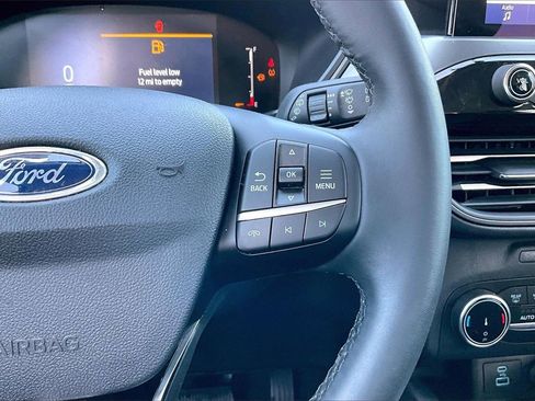 Used 2023 Ford Escape Active image 11