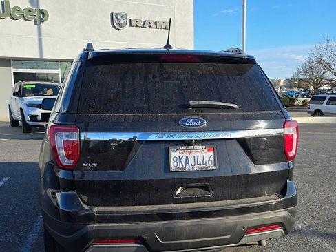 Used 2019 Jeep Grand Cherokee Laredo image 4