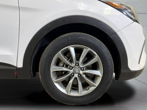 Used 2017 Hyundai Santa Fe SE w/ SE Premium Package 02 FWD image 34