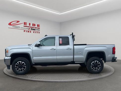 Used 2018 GMC Sierra 2500 SLE image 2