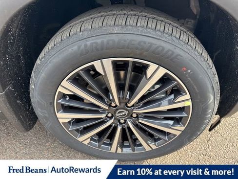 New 2026 Nissan Pathfinder Platinum w/ Cargo Package image 13