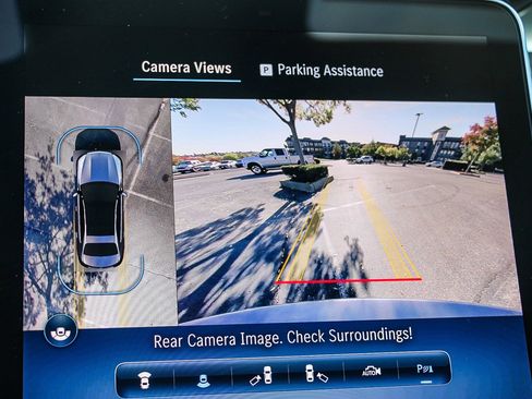 New 2025 Mercedes-Benz C 300 4MATIC Sedan image 23