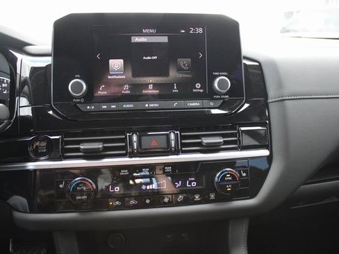 New 2025 Nissan Pathfinder SV w/ Black Appearance Package image 13