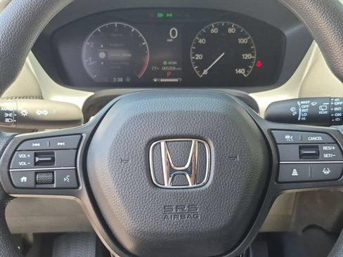 Used 2026 Honda HR-V LX image 15