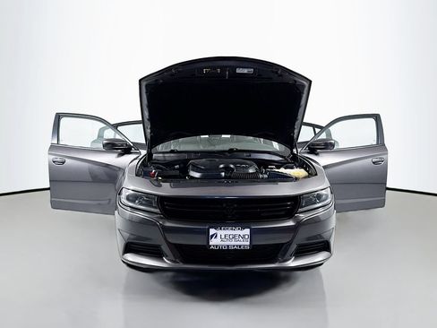 Used 2022 Dodge Charger SXT w/ Leather Interior Group RWD image 17