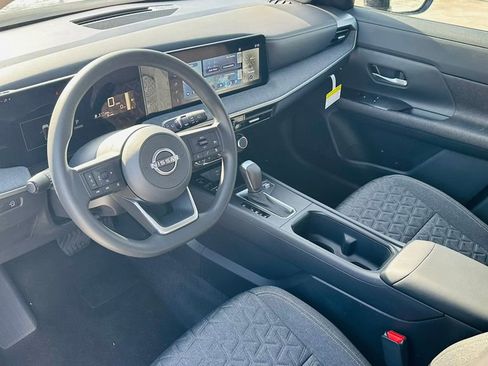 New 2026 Nissan Kicks SV image 11