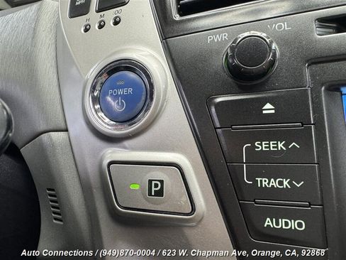 Used 2014 Toyota Prius V Two image 20
