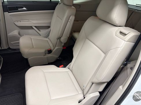 Used 2019 Volkswagen Atlas SEL R-Line image 40