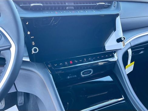 New 2026 Jeep Grand Cherokee Altitude RWD image 13