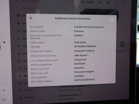 Used 2022 Tesla Model Y Long Range AWD/4WD image 26
