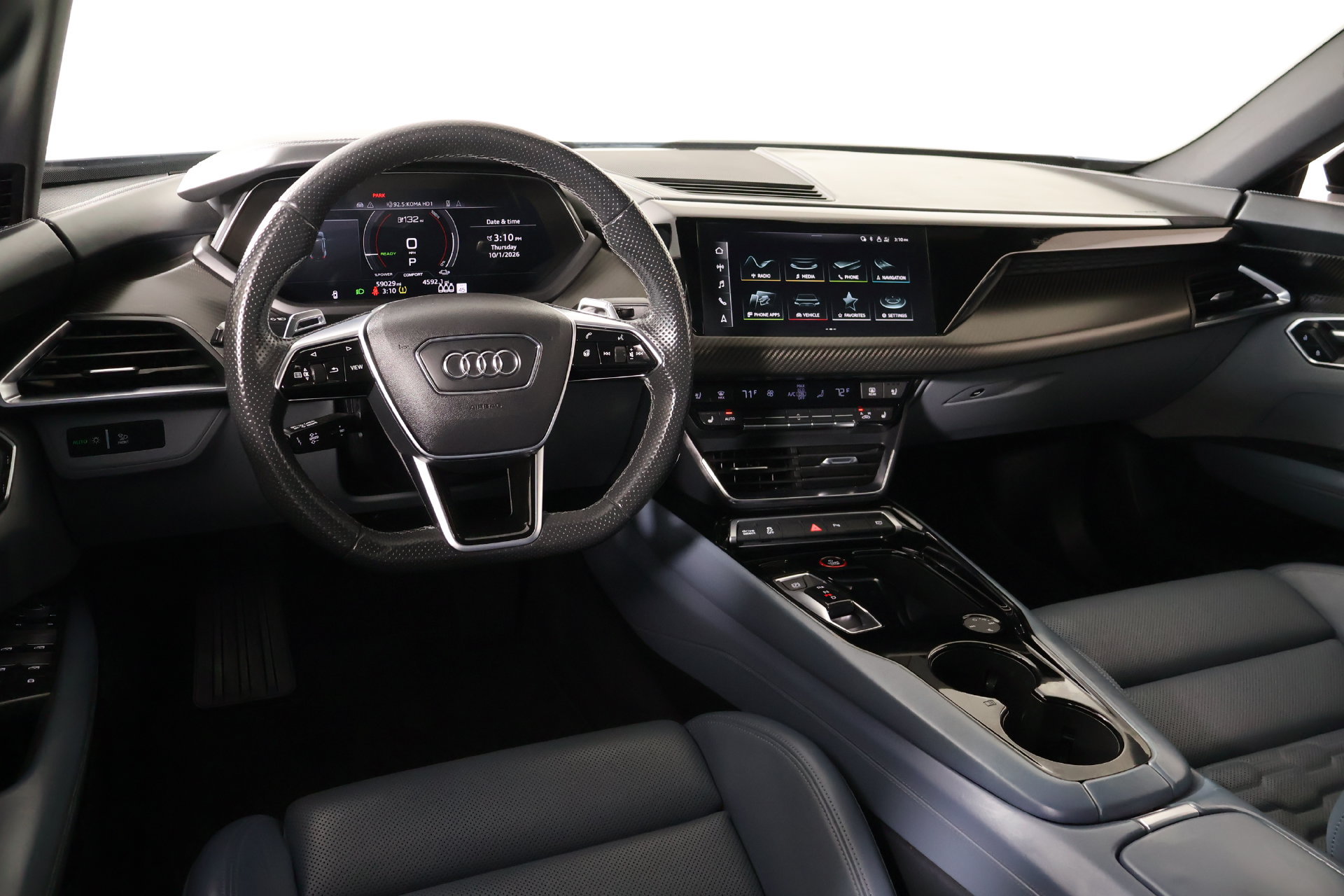 Used 2022 Audi e-tron GT Premium Plus w/ Performance Package AWD/4WD image 2