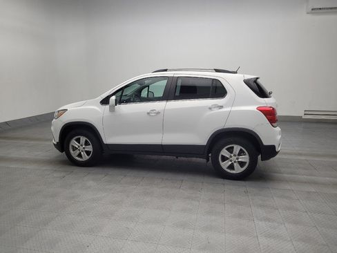 Used 2019 Chevrolet Trax LT w/ LT Convenience Package image 3