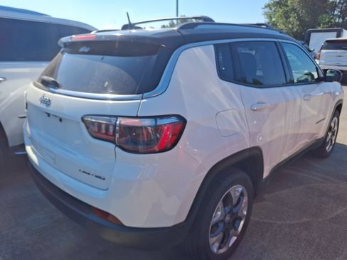 Used 2021 Jeep Compass Limited AWD/4WD image 5