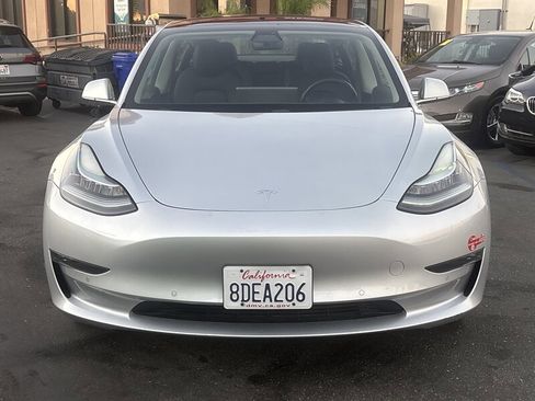 Used 2018 Tesla Model 3 Long Range image 11
