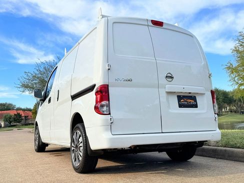 Used 2020 Nissan NV200 SV image 27
